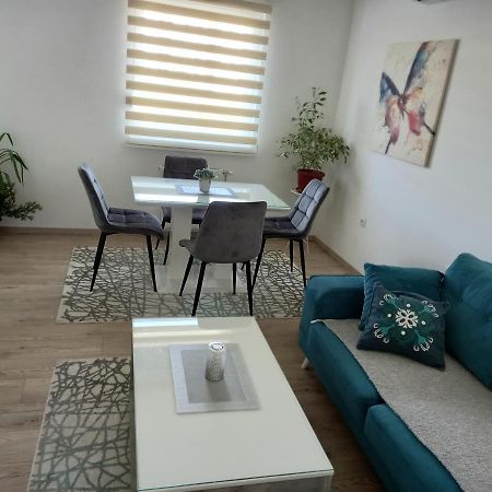 Apartman Vrbas Sa Podzemnom Garazom บันยาลูกา ภายนอก รูปภาพ