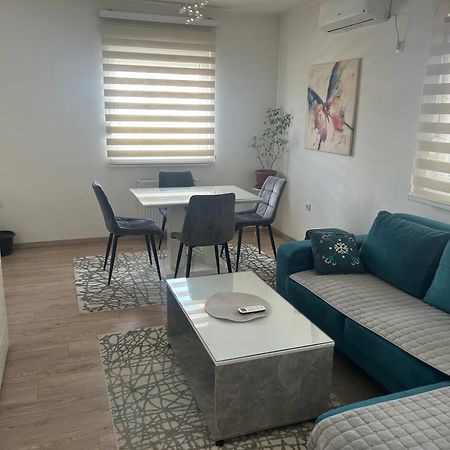 Apartman Vrbas Sa Podzemnom Garazom บันยาลูกา ภายนอก รูปภาพ