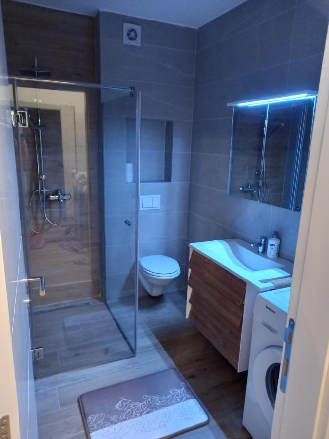 Apartman Vrbas Sa Podzemnom Garazom บันยาลูกา ภายนอก รูปภาพ