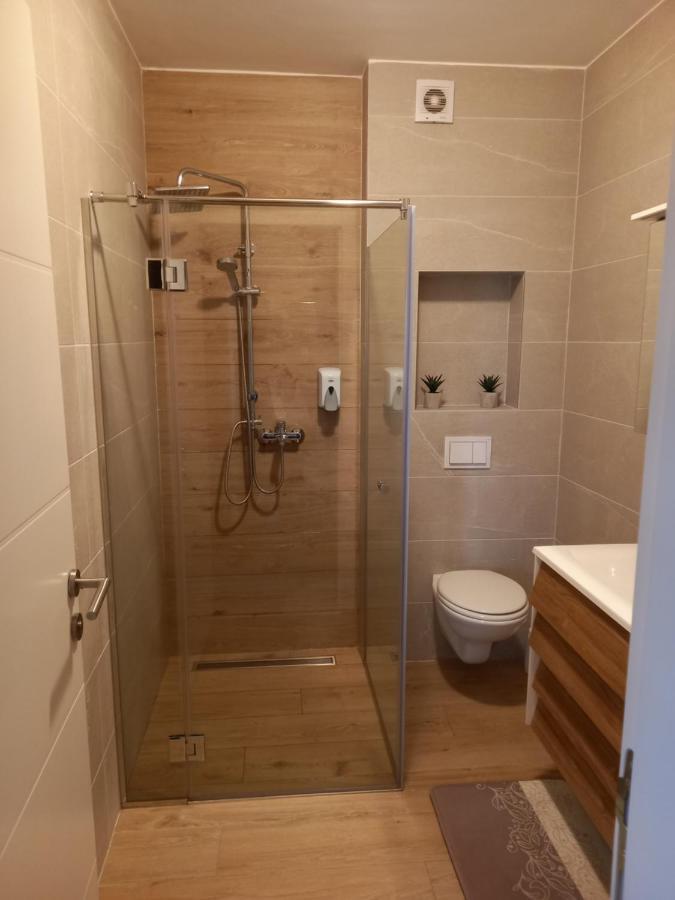 Apartman Vrbas Sa Podzemnom Garazom บันยาลูกา ภายนอก รูปภาพ