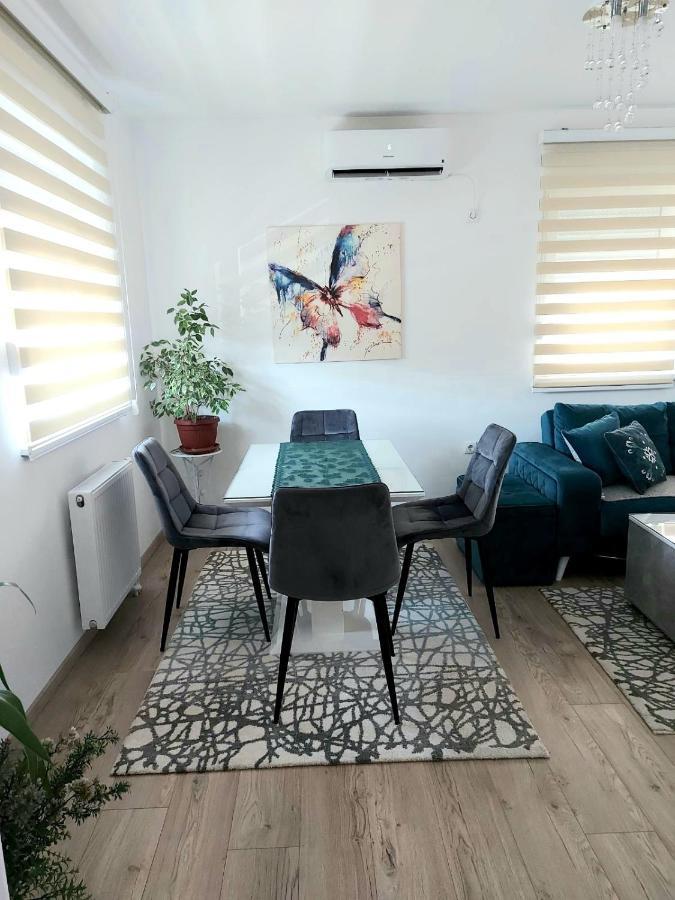 Apartman Vrbas Sa Podzemnom Garazom บันยาลูกา ภายนอก รูปภาพ