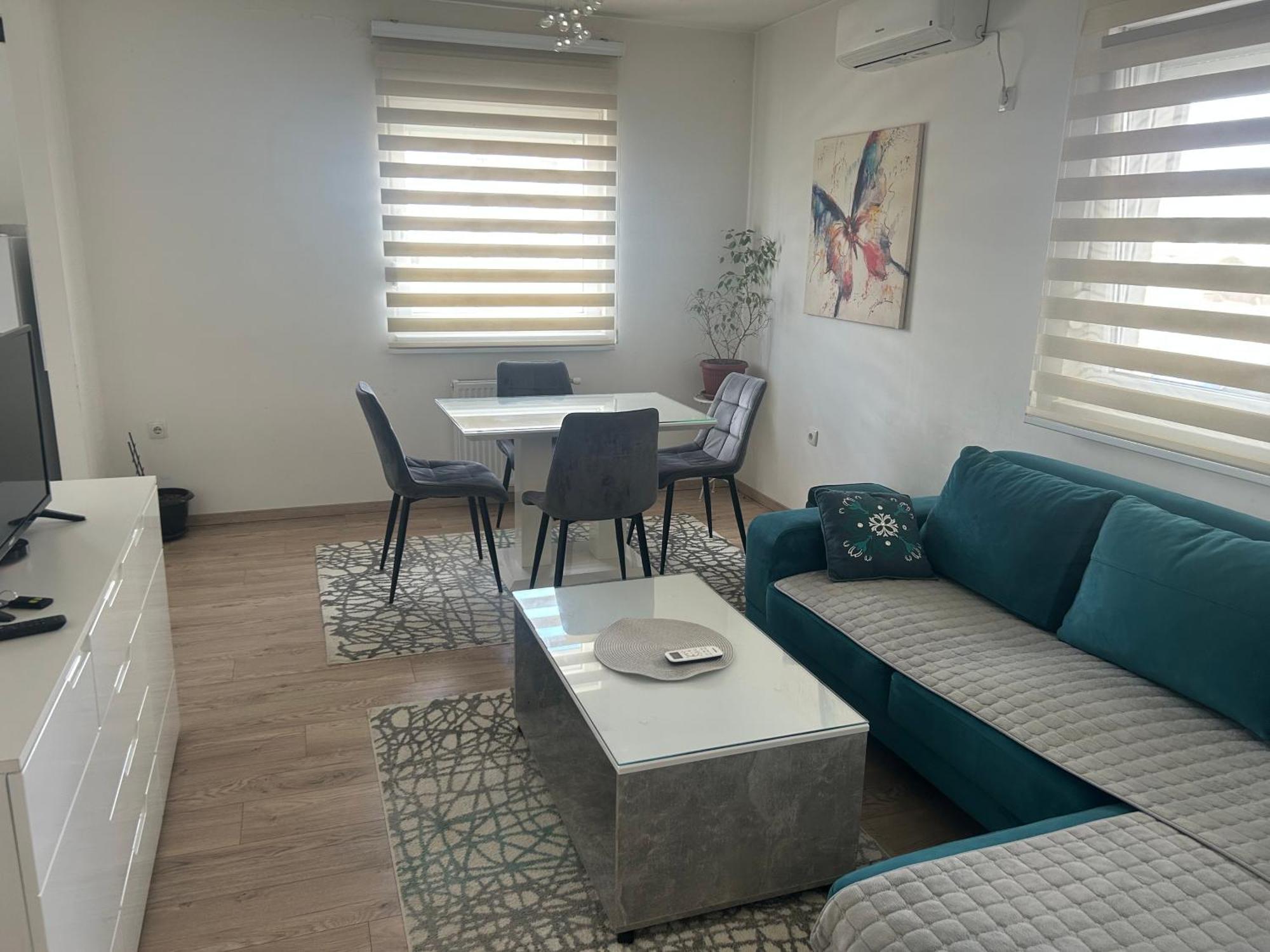 Apartman Vrbas Sa Podzemnom Garazom บันยาลูกา ภายนอก รูปภาพ